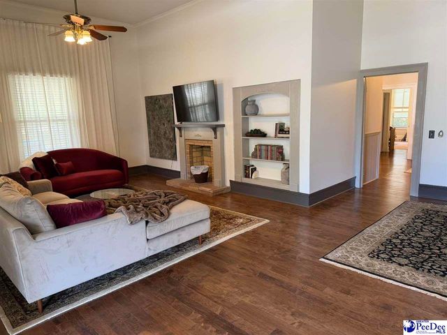 701 E Harrison St, Dillon, SC 29536