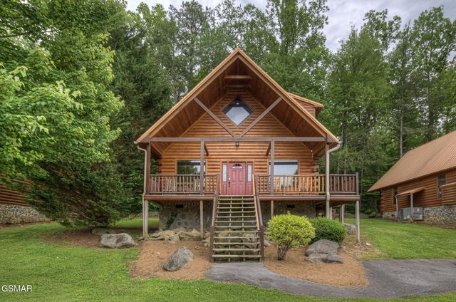 214 Forrest Loop Way, Gatlinburg, TN 37738
