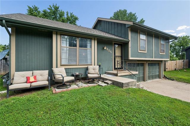 906 Shiloh Court, Liberty, MO 64068