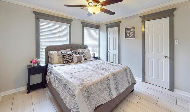 7825 Cook Road, Houston, TX 77072