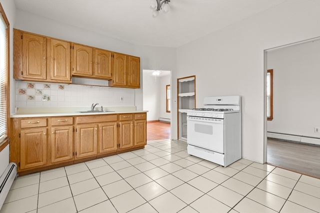205 Webster Ave, Chelsea, MA 02150