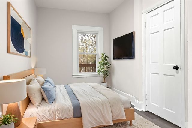 205 Webster Ave, Chelsea, MA 02150