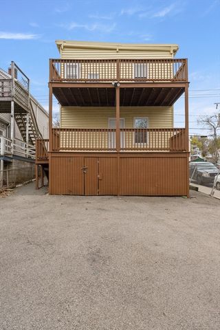 205 Webster Ave, Chelsea, MA 02150