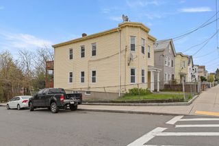 205 Webster Ave, Chelsea, MA 02150