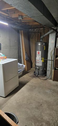 1521 Emerald Drive, Davenport, IA 52804