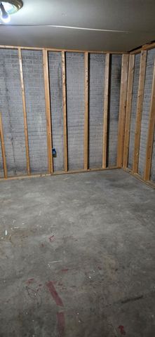 1521 Emerald Drive, Davenport, IA 52804