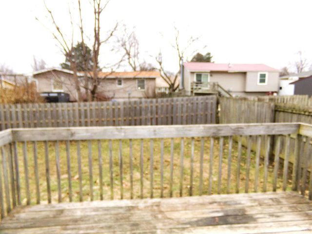 1521 Emerald Drive, Davenport, IA 52804