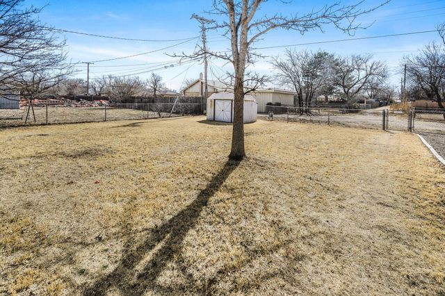 5203 Westgate Drive, Amarillo, TX 79106