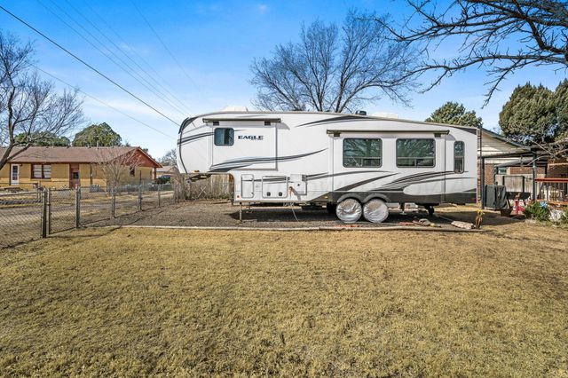 5203 Westgate Drive, Amarillo, TX 79106