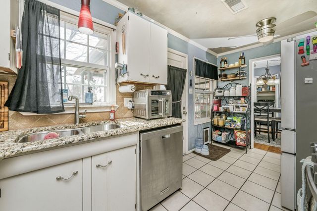 5203 Westgate Drive, Amarillo, TX 79106