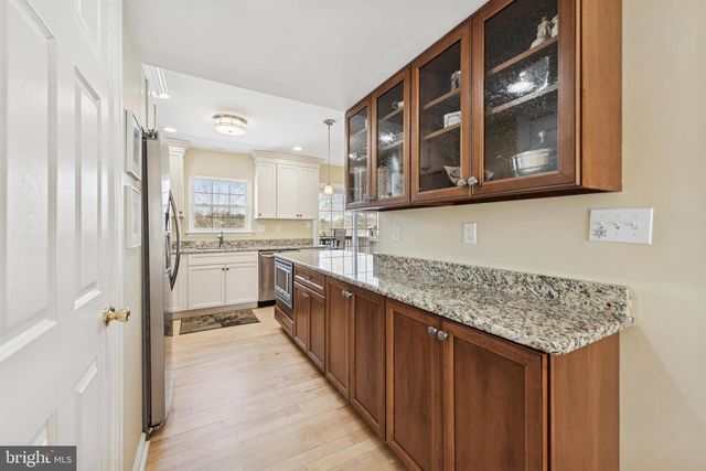 860 AMBER LN, West Chester, PA 19382