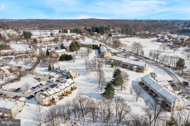 860 AMBER LN, West Chester, PA 19382