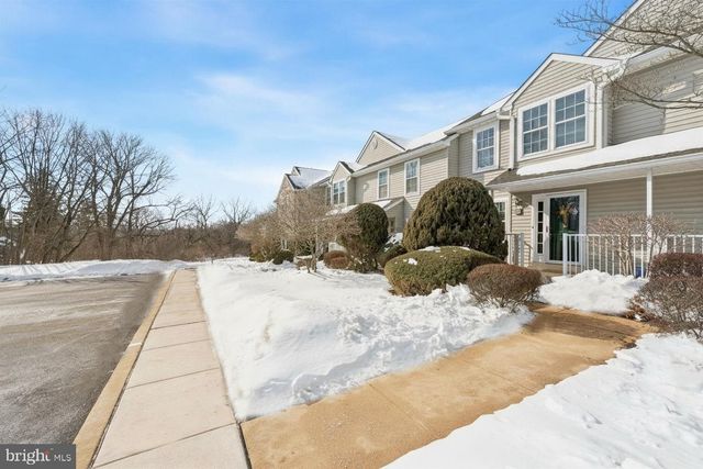 860 AMBER LN, West Chester, PA 19382