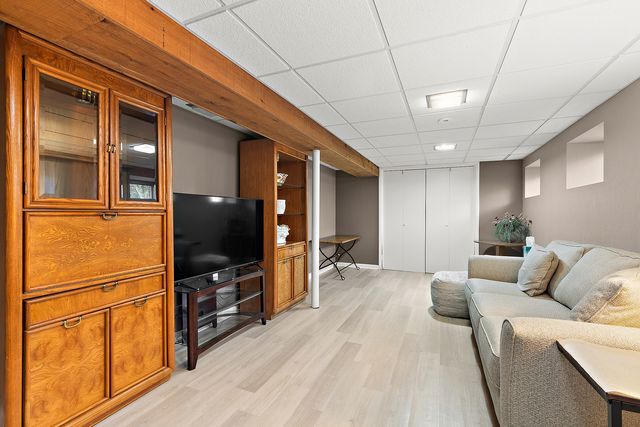 8609 W 121st Street, Palos Park, IL 60464