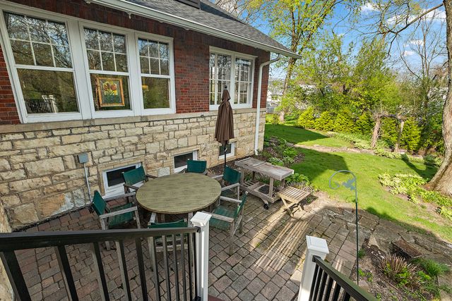8609 W 121st Street, Palos Park, IL 60464