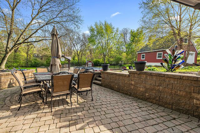8609 W 121st Street, Palos Park, IL 60464