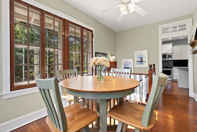 8609 W 121st Street, Palos Park, IL 60464
