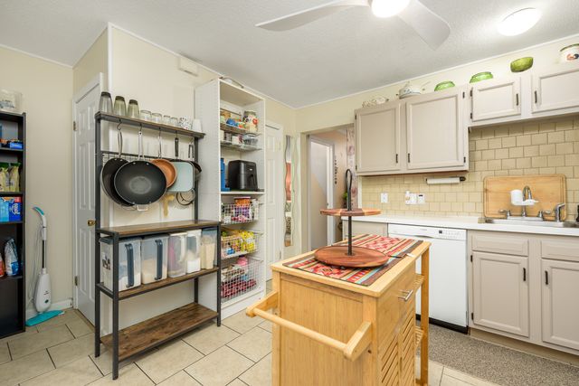 181 Hicks Street APT 2C, Meriden, CT 06450