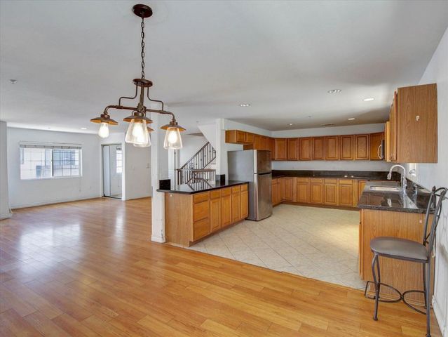 1617 W 208th Street Street 2, Torrance, CA 90501