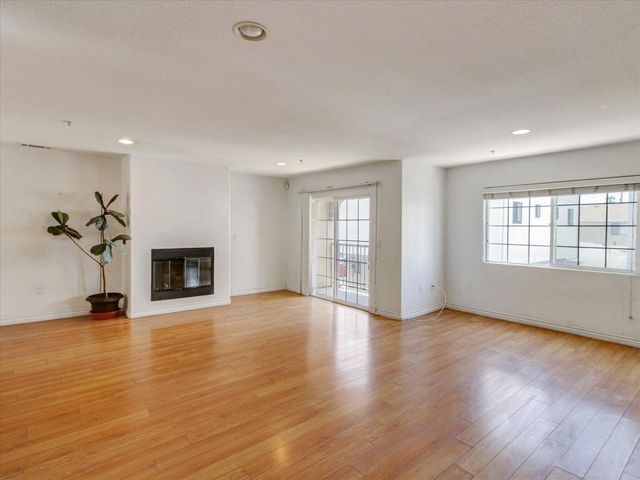 1617 W 208th Street Street 2, Torrance, CA 90501