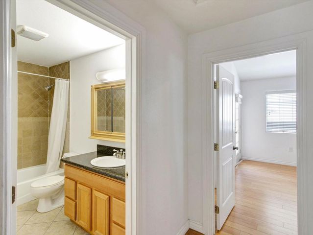 1617 W 208th Street Street 2, Torrance, CA 90501