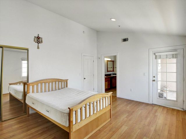 1617 W 208th Street Street 2, Torrance, CA 90501