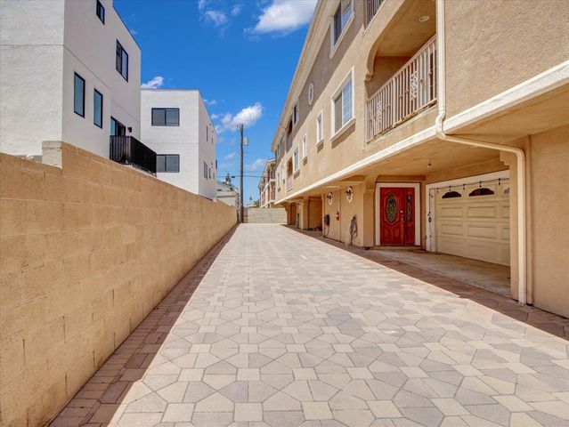1617 W 208th Street Street 2, Torrance, CA 90501