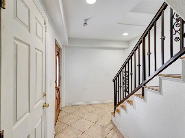 1617 W 208th Street Street 2, Torrance, CA 90501