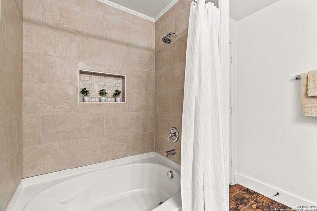 7635 Derby Run, Selma, TX 78154