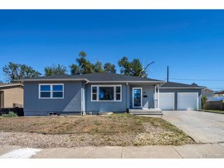 1614 Alexander Cir, Pueblo, CO 81001