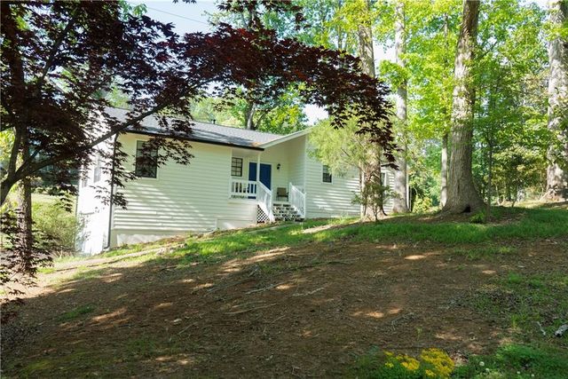 5201 Sunset Trail, Marietta, GA 30068