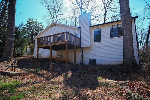 5201 Sunset Trail, Marietta, GA 30068