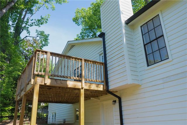5201 Sunset Trail, Marietta, GA 30068