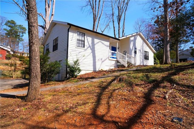 5201 Sunset Trail, Marietta, GA 30068