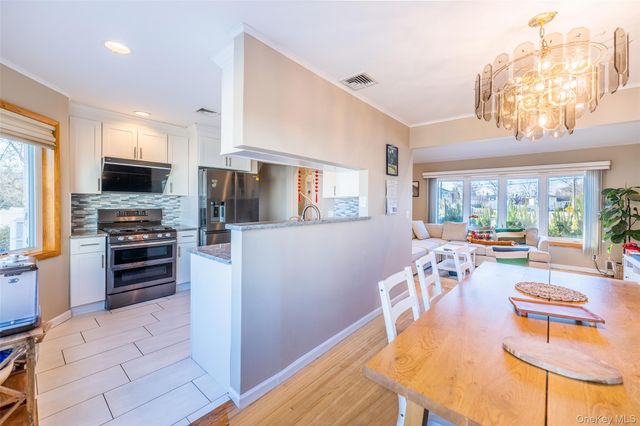 22 Forest Drive, Plainview, NY 11803