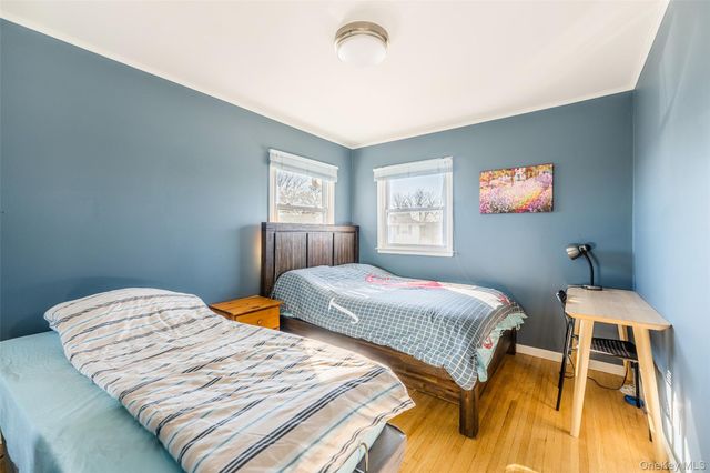 22 Forest Drive, Plainview, NY 11803