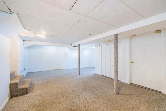 22 Forest Drive, Plainview, NY 11803