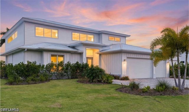 1371 Granada BLVD, Naples, FL 34103