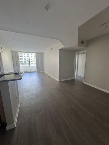 18800 NE 29th Avenue 329, Aventura, FL 33180
