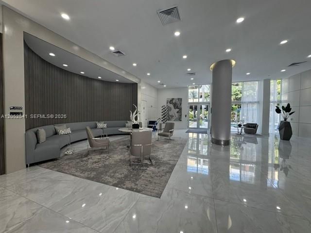 18800 NE 29th Avenue 329, Aventura, FL 33180