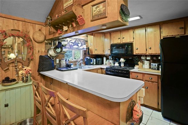 550 Twin Brook Lane, Coventry, RI 02816