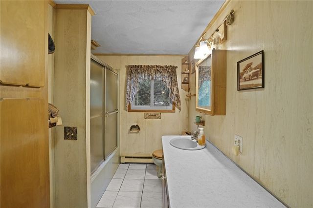 550 Twin Brook Lane, Coventry, RI 02816