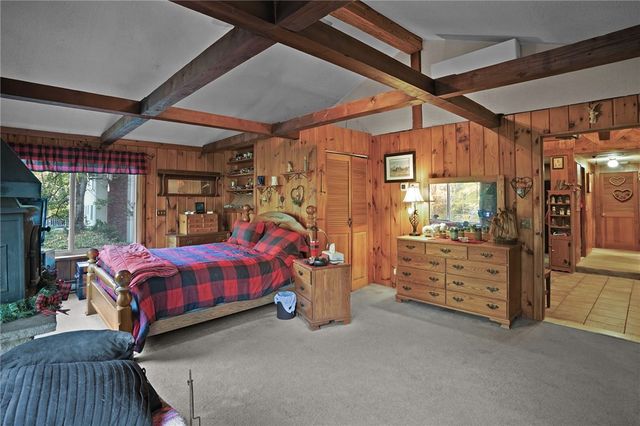 550 Twin Brook Lane, Coventry, RI 02816