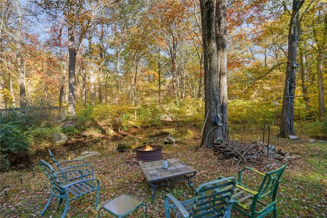 550 Twin Brook Lane, Coventry, RI 02816