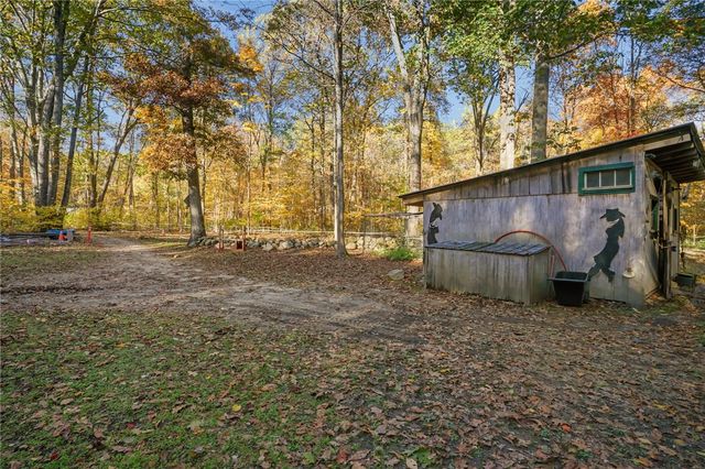 550 Twin Brook Lane, Coventry, RI 02816