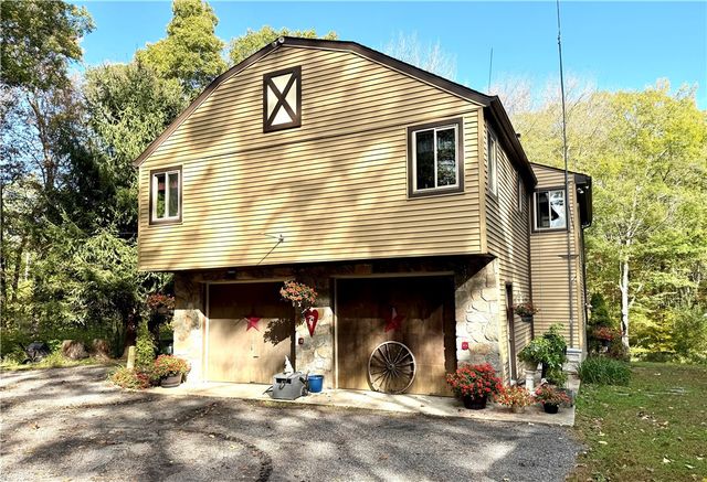 550 Twin Brook Lane, Coventry, RI 02816