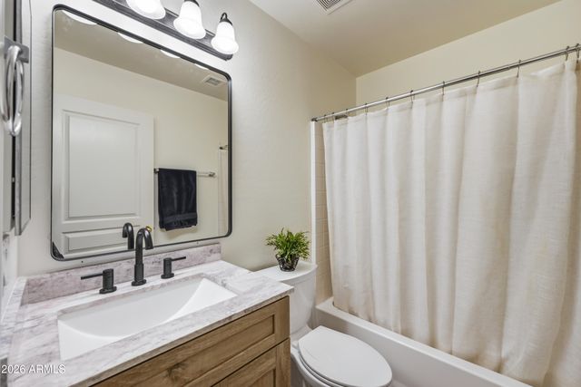 4372 W Alta Vista Road, Laveen, AZ 85339