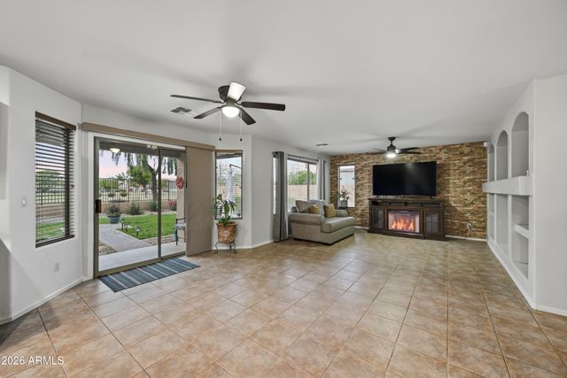 4372 W Alta Vista Road, Laveen, AZ 85339