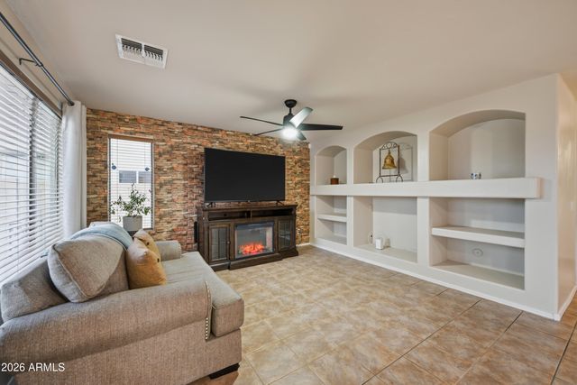 4372 W Alta Vista Road, Laveen, AZ 85339