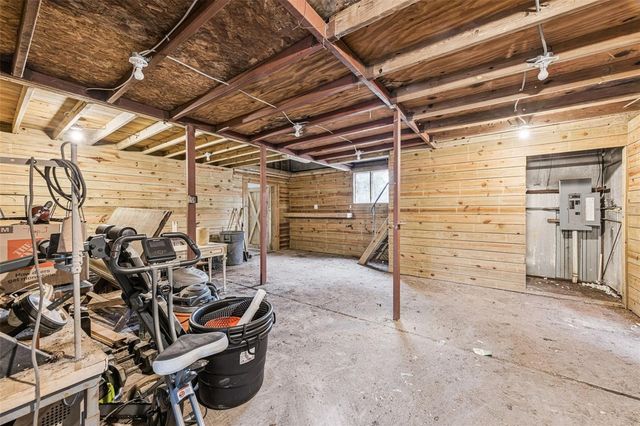 22932 CAROLYN LANE, Astatula, FL 34705